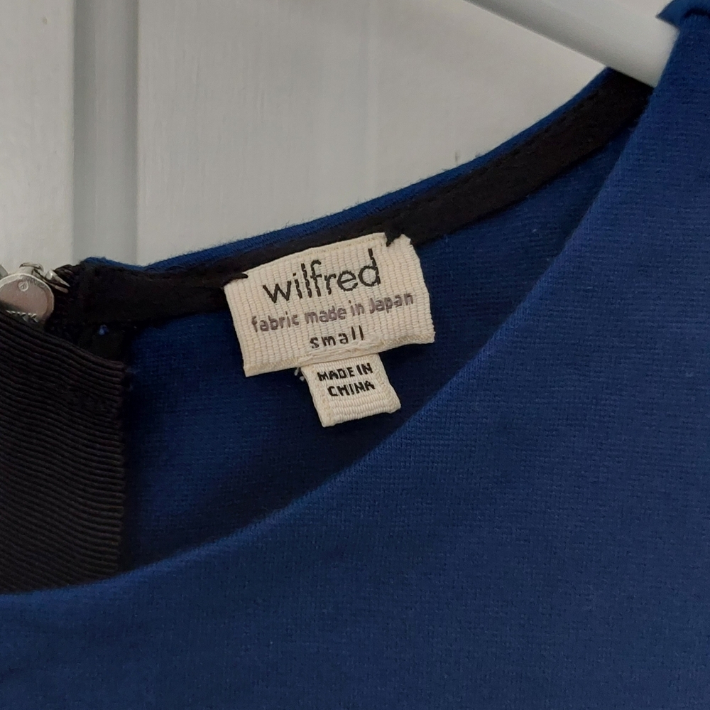 Aritzia (XS / Small) Wilfred Dress Blue - Classic Minimalist that Stands Out - Picture 2 of 3